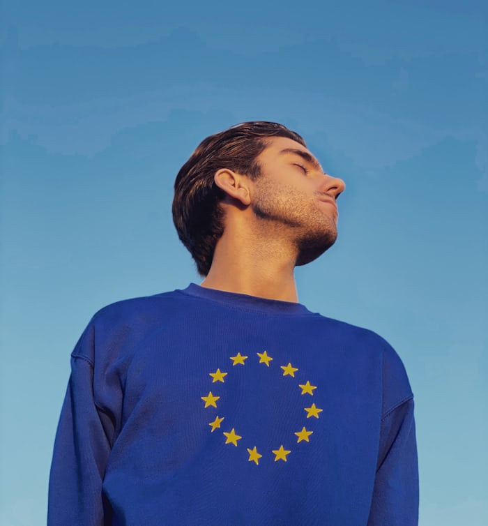 Entry-Level Jobs in Europe for English Speakers (2025 Guide)